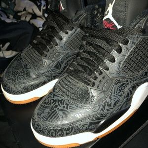 AIR JORDAN 4 RETRO SE "Black Laser"